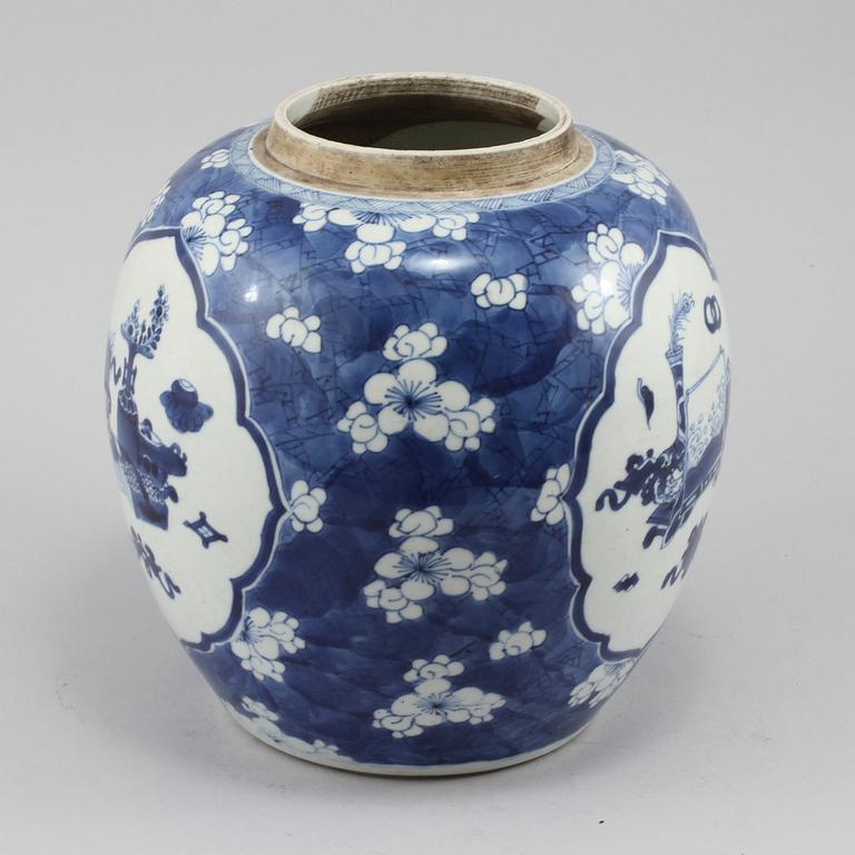 BOJAN, porslin, Kina, 1700-tal.