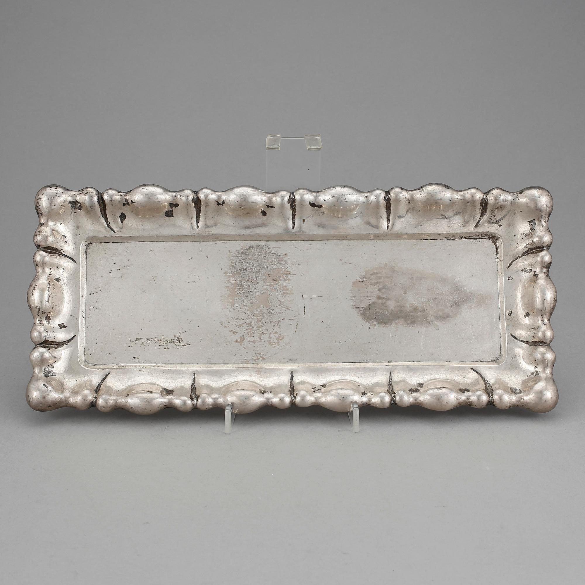 BRICKA, silver, Ungern, 1937-1965. Vikt ca 358 gram.