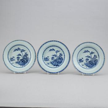 Four blue and white plates, Qing dynasty, Qianlong (1736-95).