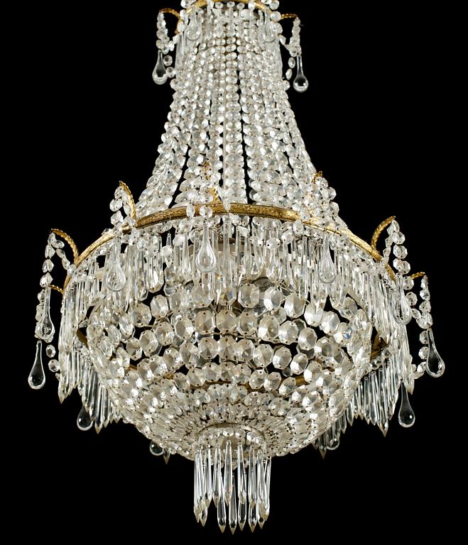 LJUSKRONA, gustaviansk stil, 1900-talets första hälft, höjd 108 cm.