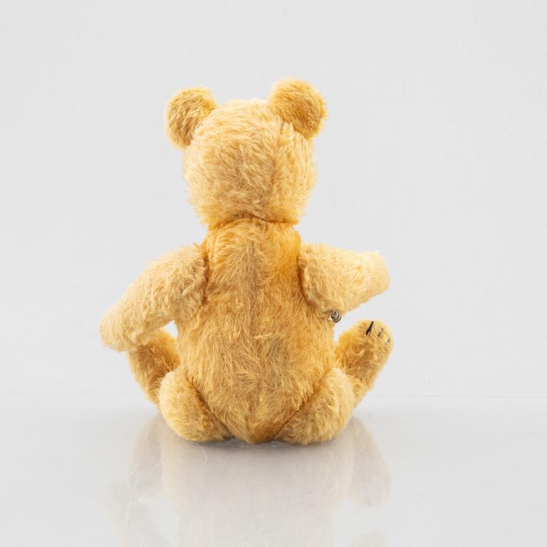 A Steiff teddybear, Germany, mid 20th Century.