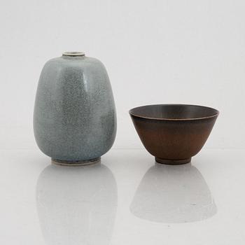 Erich & Ingrid Triller, A stoneware bowl and vase, Tobo.