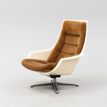 A 'Planet' swivelchair by Alf Svensson & Yngvar Sandström for Ikea, 1970s.