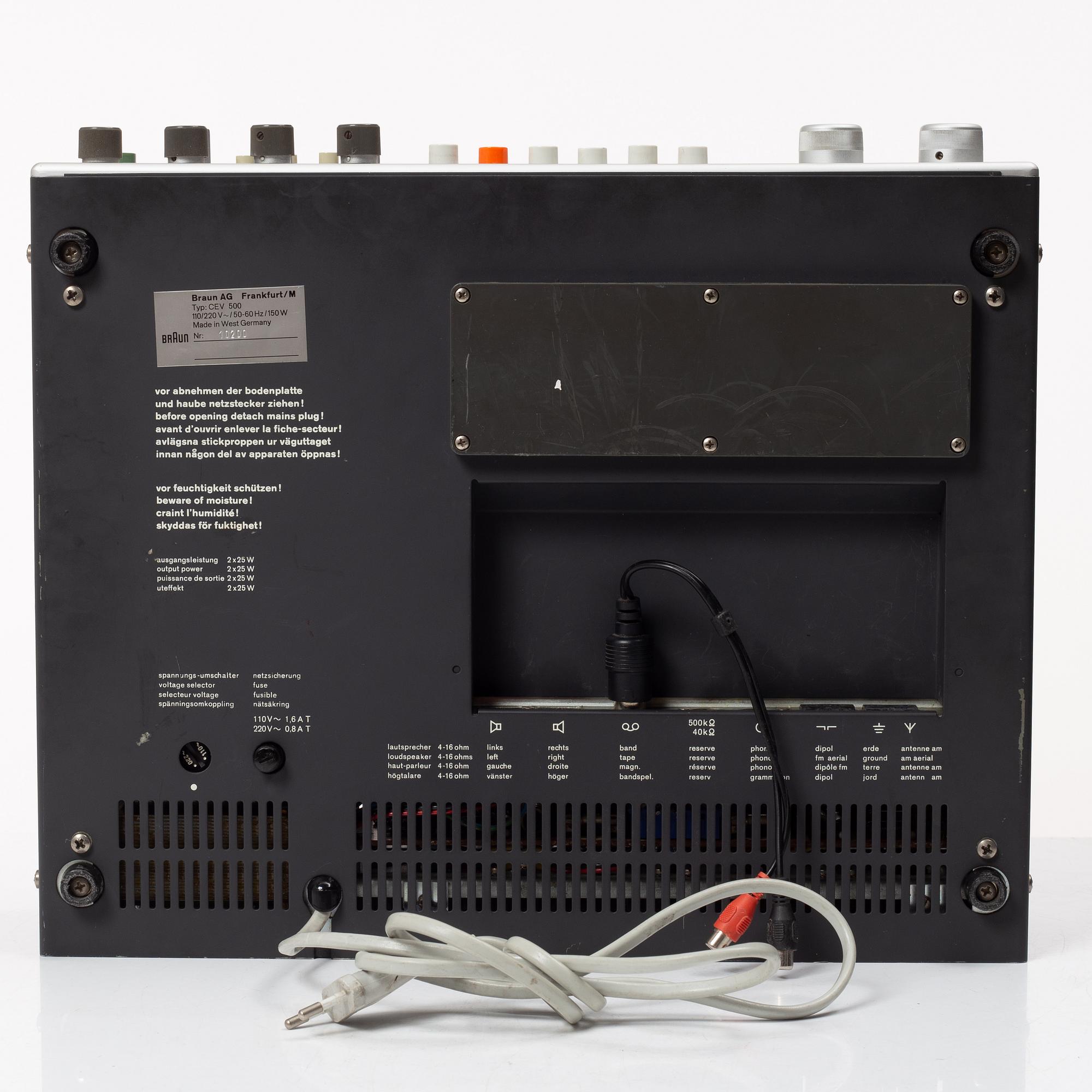 A Dieter Rams HiFi stereo tuner-amplifier, Regie 500, Braun 1970s.