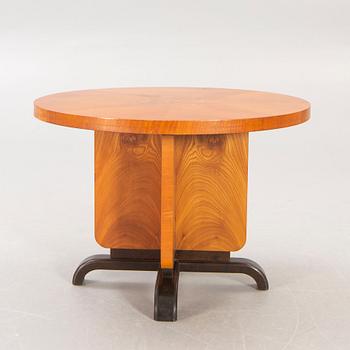 A 1930s table.