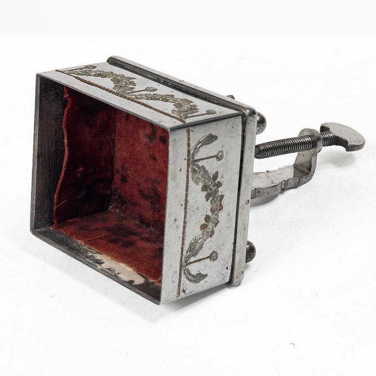 A Tula needle table clamp, Russia, ca 1800.