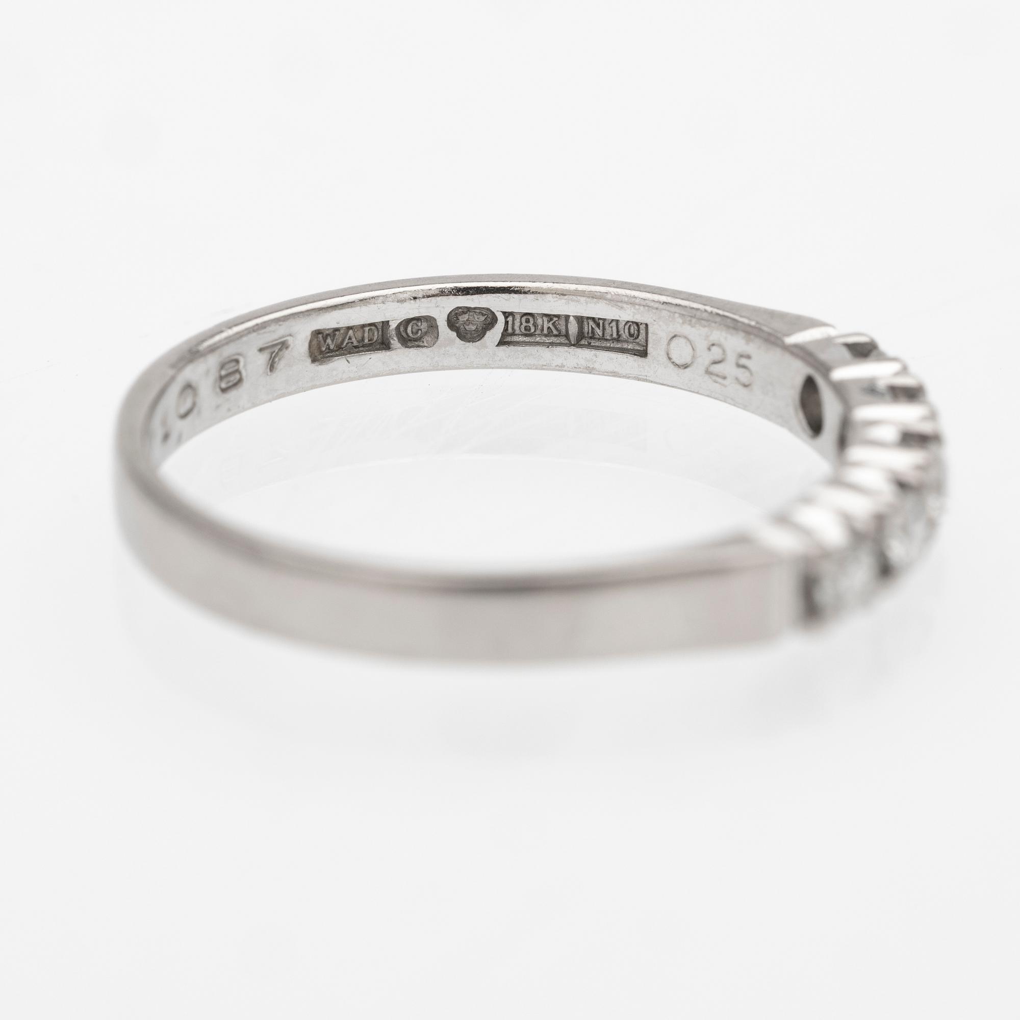 18K white gold half eternity ring with diamonds, Wadring Karlskrona, 1987.