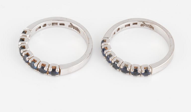 RINGAR, 2 st vitguld med safirer 1.82 ct, Detter för Atelier Ajour, Stockholm, 1994. Vikt 8,0 gram.