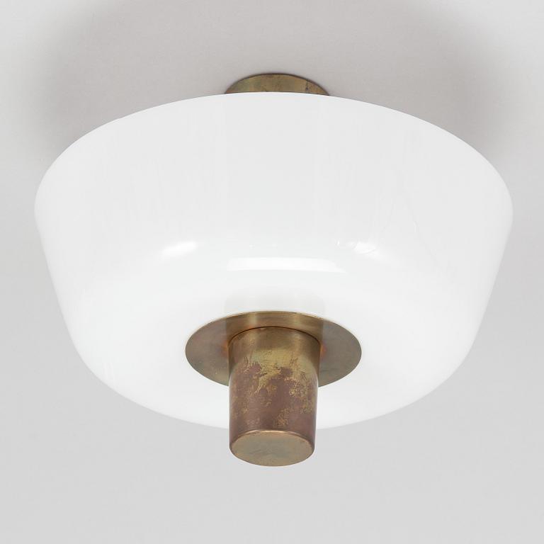 Paavo Tynell, A ceiling light for Taito. Made to order 1950.