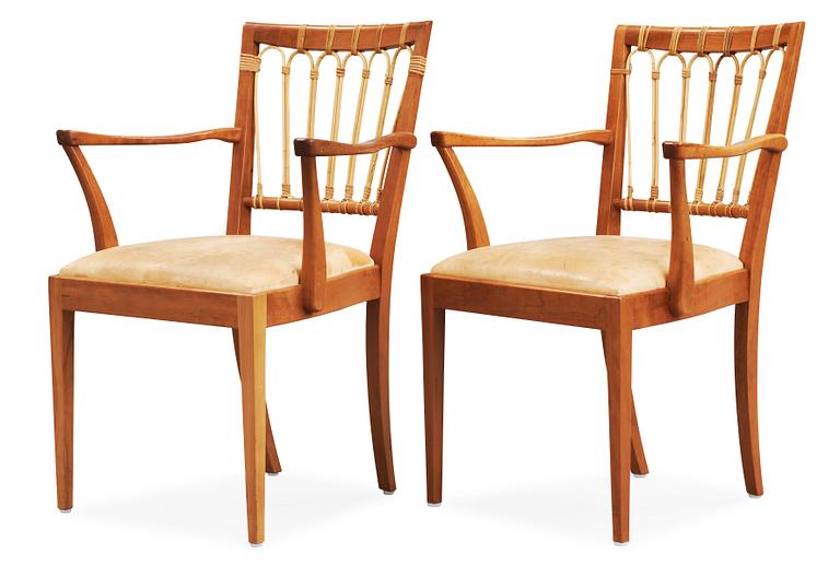 JOSEF FRANK, karmstolar, ett par, Firma Svenskt Tenn, modell 1165.