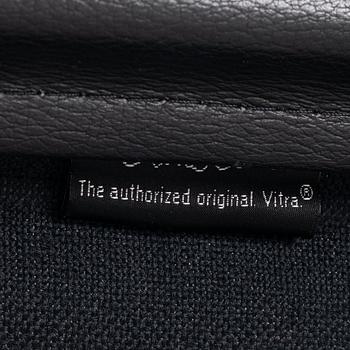 Charles & Ray Eames, kontorsstol, "EA117" Vitra.