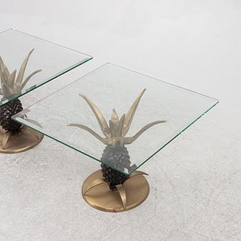 A pair of sidetables, secon part of the 20th century.