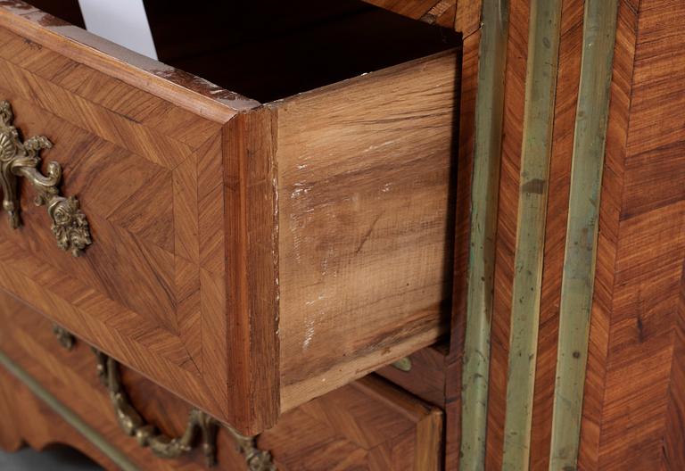 BYRÅ, régencestil, troligen 1800-tal.