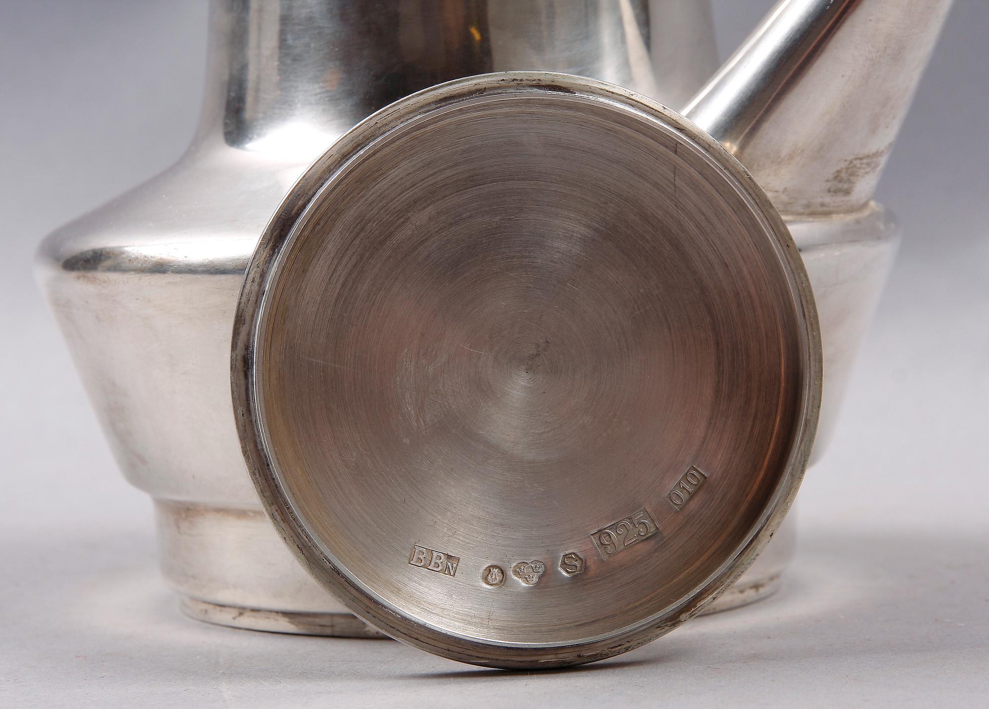 KANNA MED LOCK, silver, Bertil Berggren Askenström 1988. Vikt 419 gram.