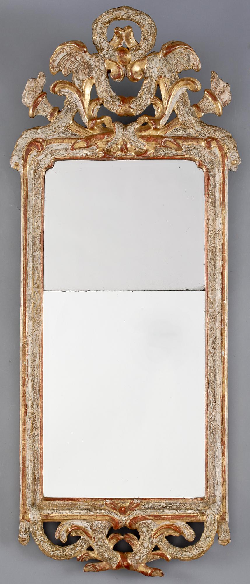 SPEGEL, gustaviansk, märkt  Johan Åkerblad, Stockholms hallstämpel, troligen 1770-tal.