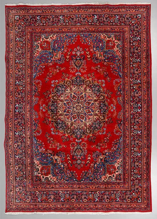 MATTA, orientalisk, 1900-talets fjärde kvartal, 336 x 244 cm.