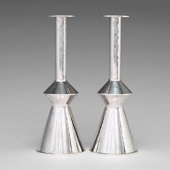 165. Sigurd Persson, a pair of sterling silver candlesticks, executed by the silversmith Johann Wist, Stockholm 1970.