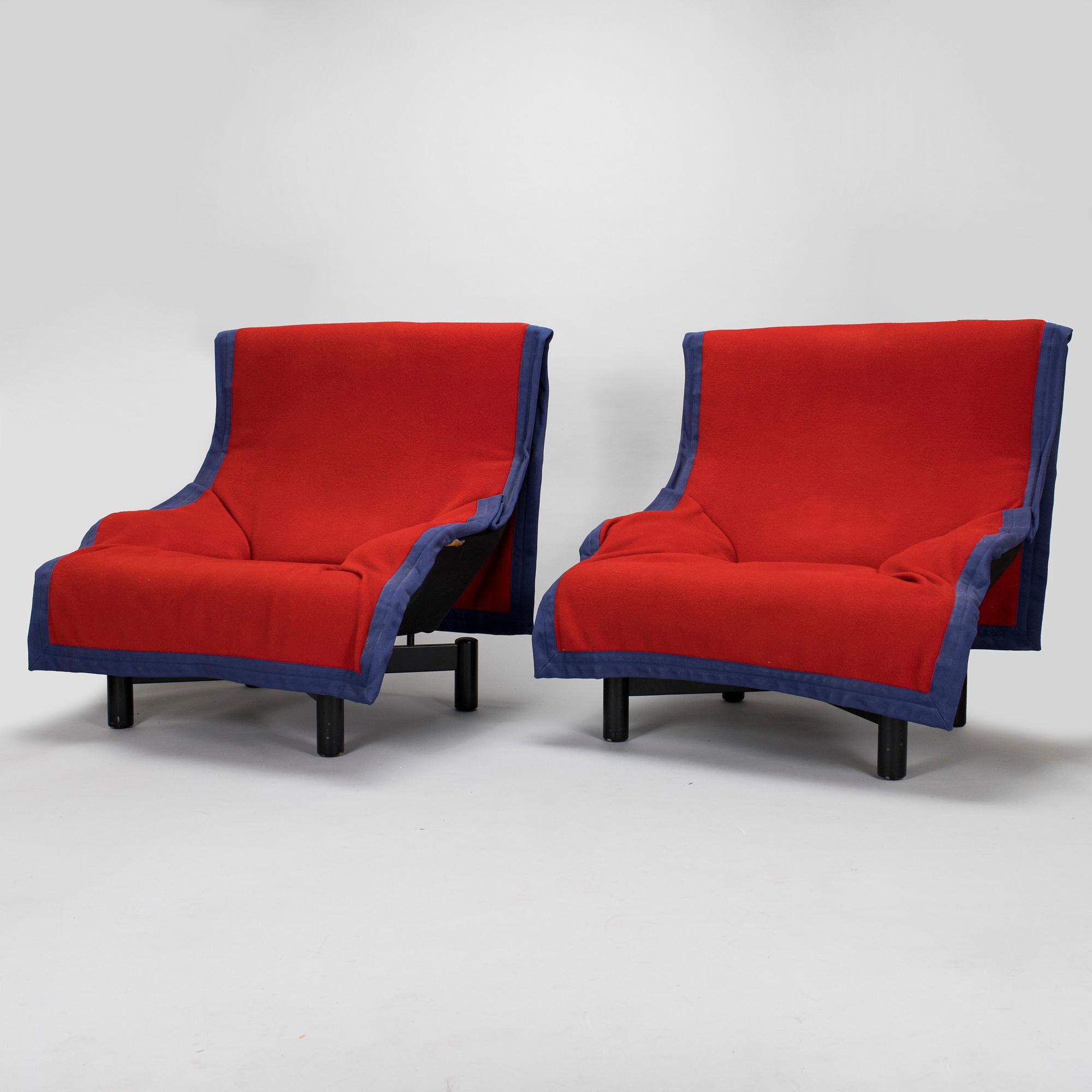 Vico Magistretti, A pair of "Sinbad" armchairs for Cassina, designed in 1981.