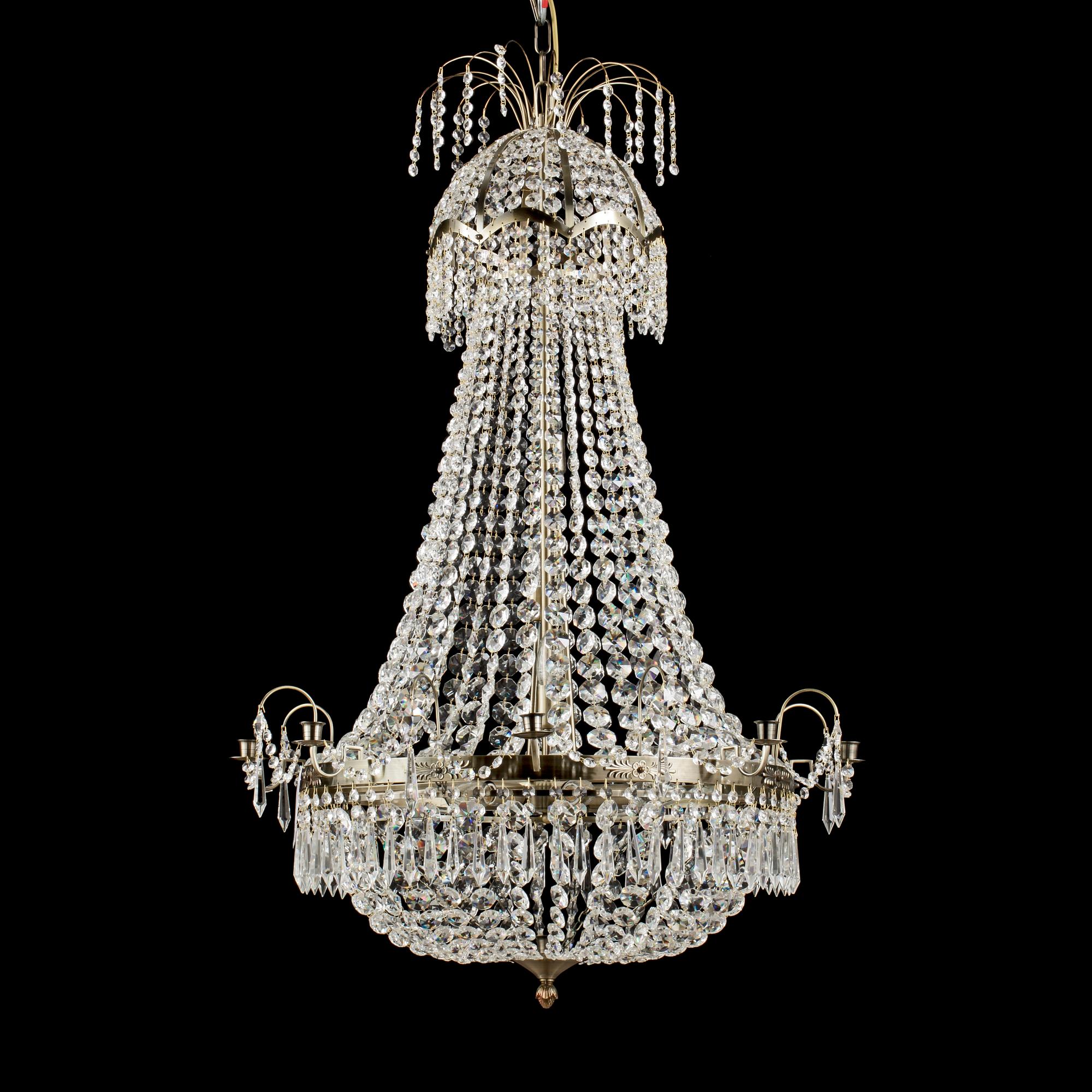 LJUSKRONA. Gustaviansk stil, 1900/2000-tal. Höjd: 116 cm.