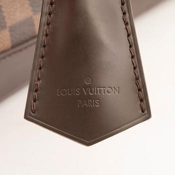 Louis Vuitton, an Alma PM handbag. - Bukowskis