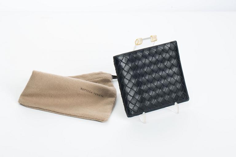 PLÅNBOK, "Vn Wallet", Bottega Veneta.
