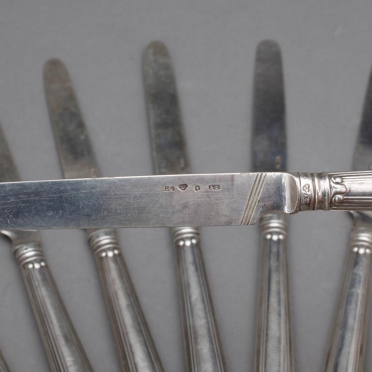 BORDSKNIVAR, silver, 11 st, Adolf Zethelius, Stockholm, 1832, vikt ca 595 g.