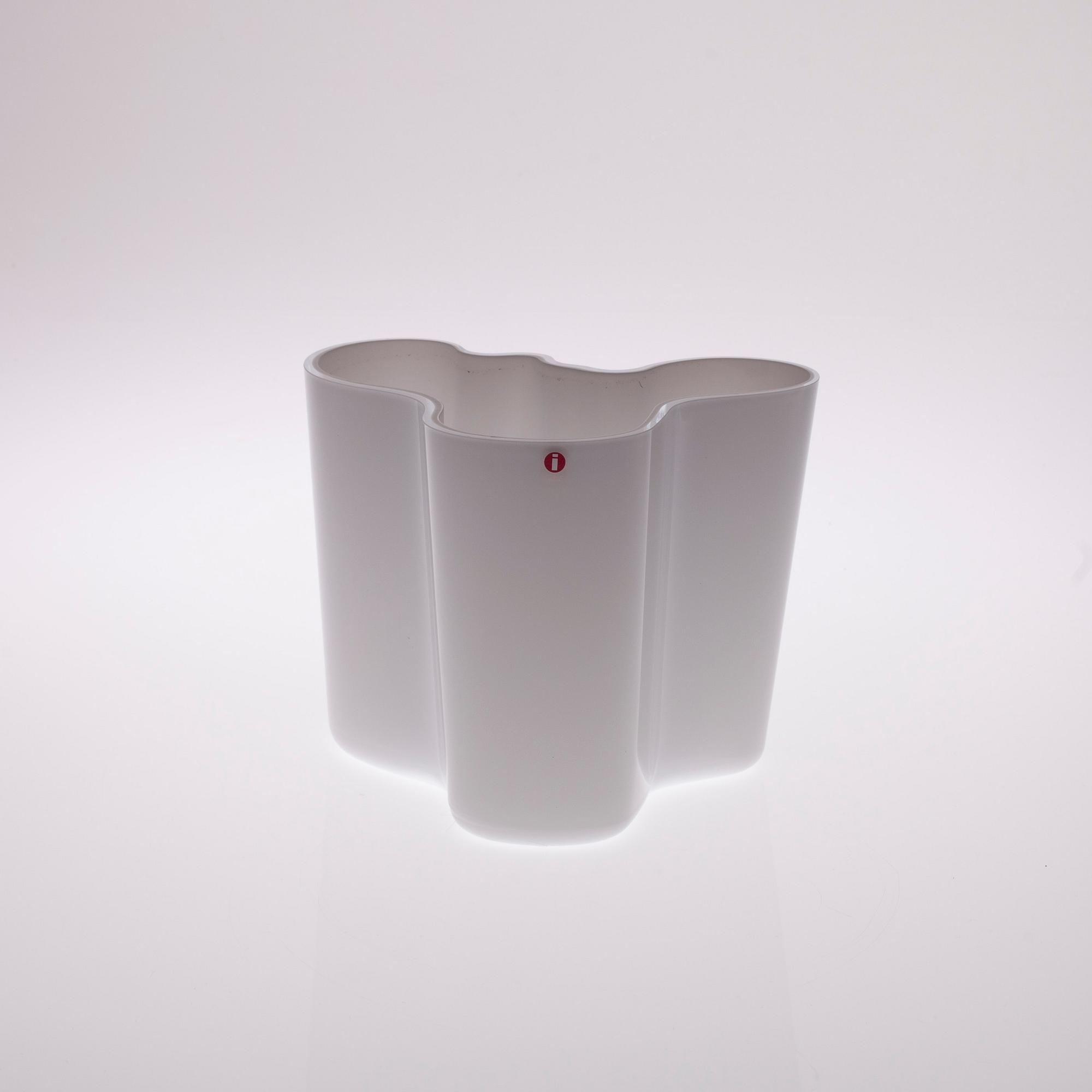 ALVAR AALTO, vas, glas, 2000-tal.