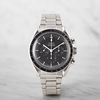 14. OMEGA, Speedmaster, chronograph.