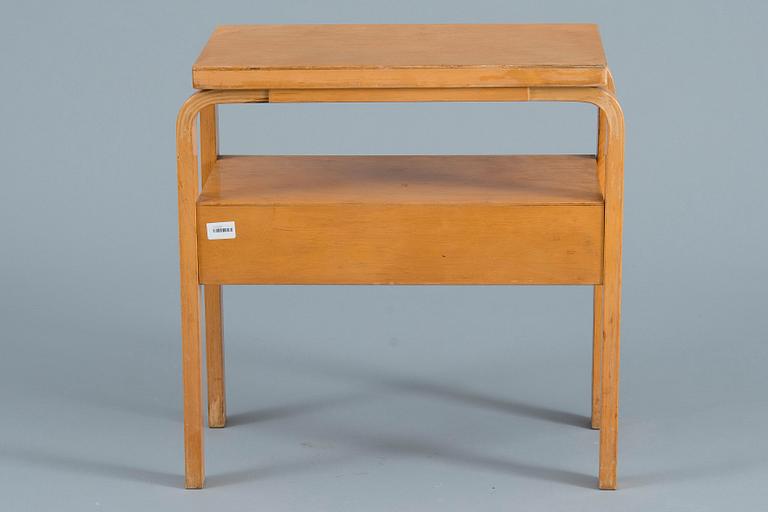 ALVAR AALTO, SIVUPÖYTÄ.