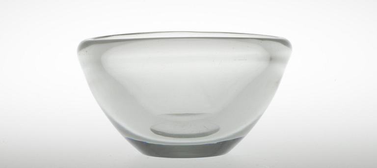 A BOWL.