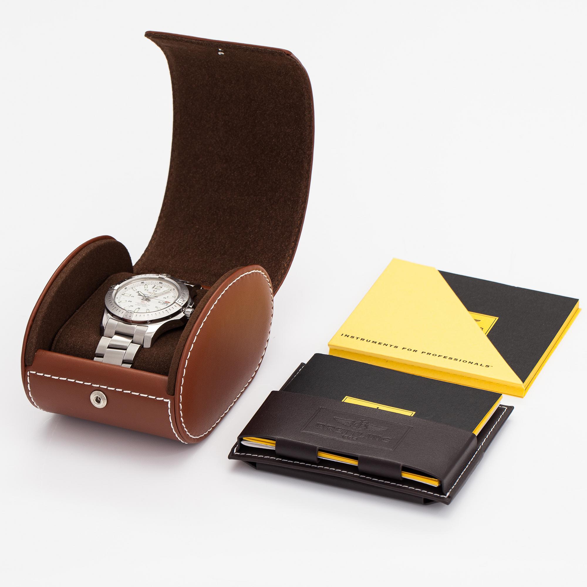 Breitling, Colt, wristwatch, 44 mm.