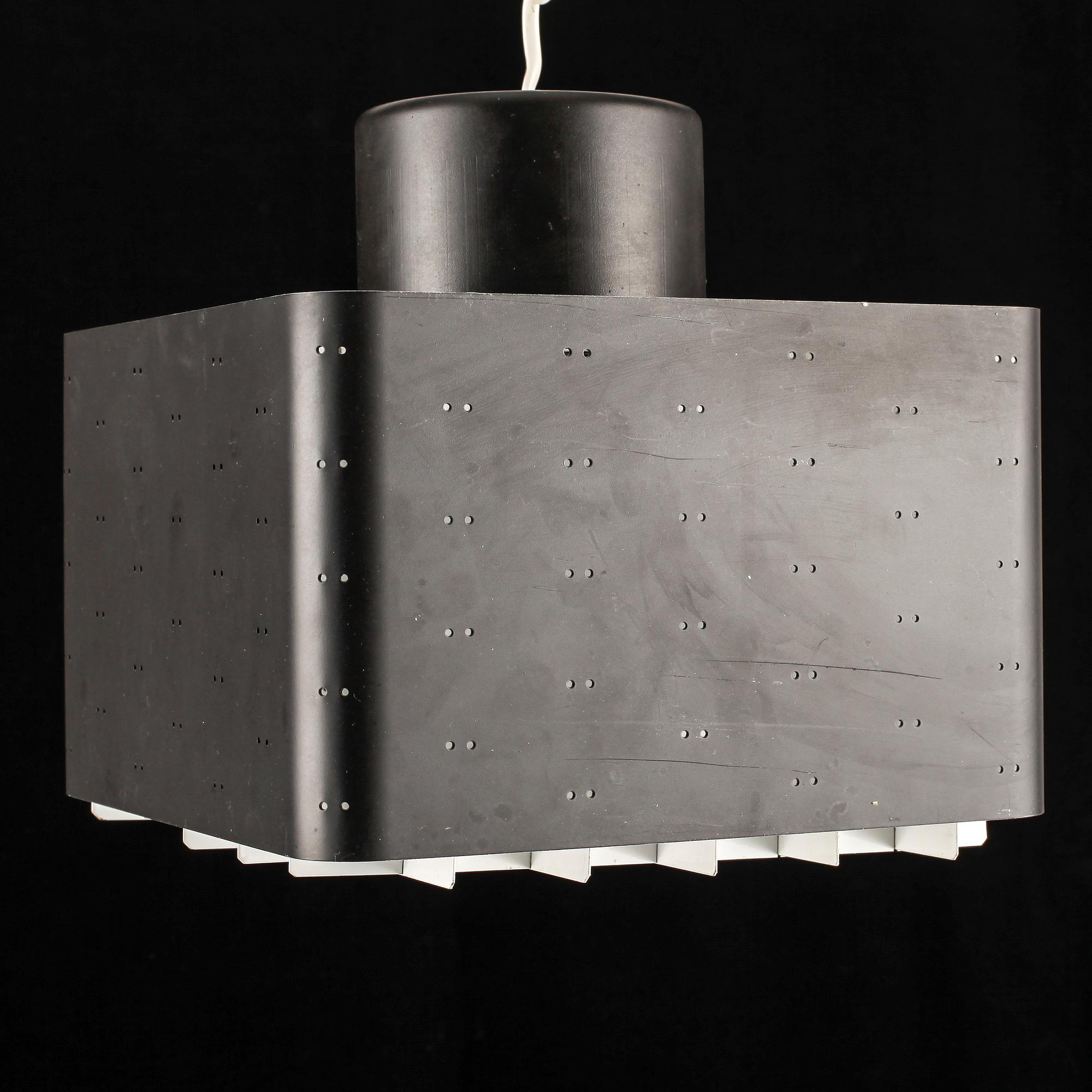 TAKLAMPA, "9068", Paavo Tynell, Finland.