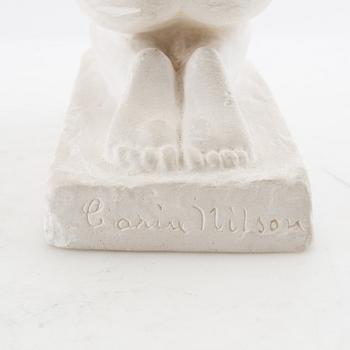 Carin Nilson, skulptur Knästående modell.