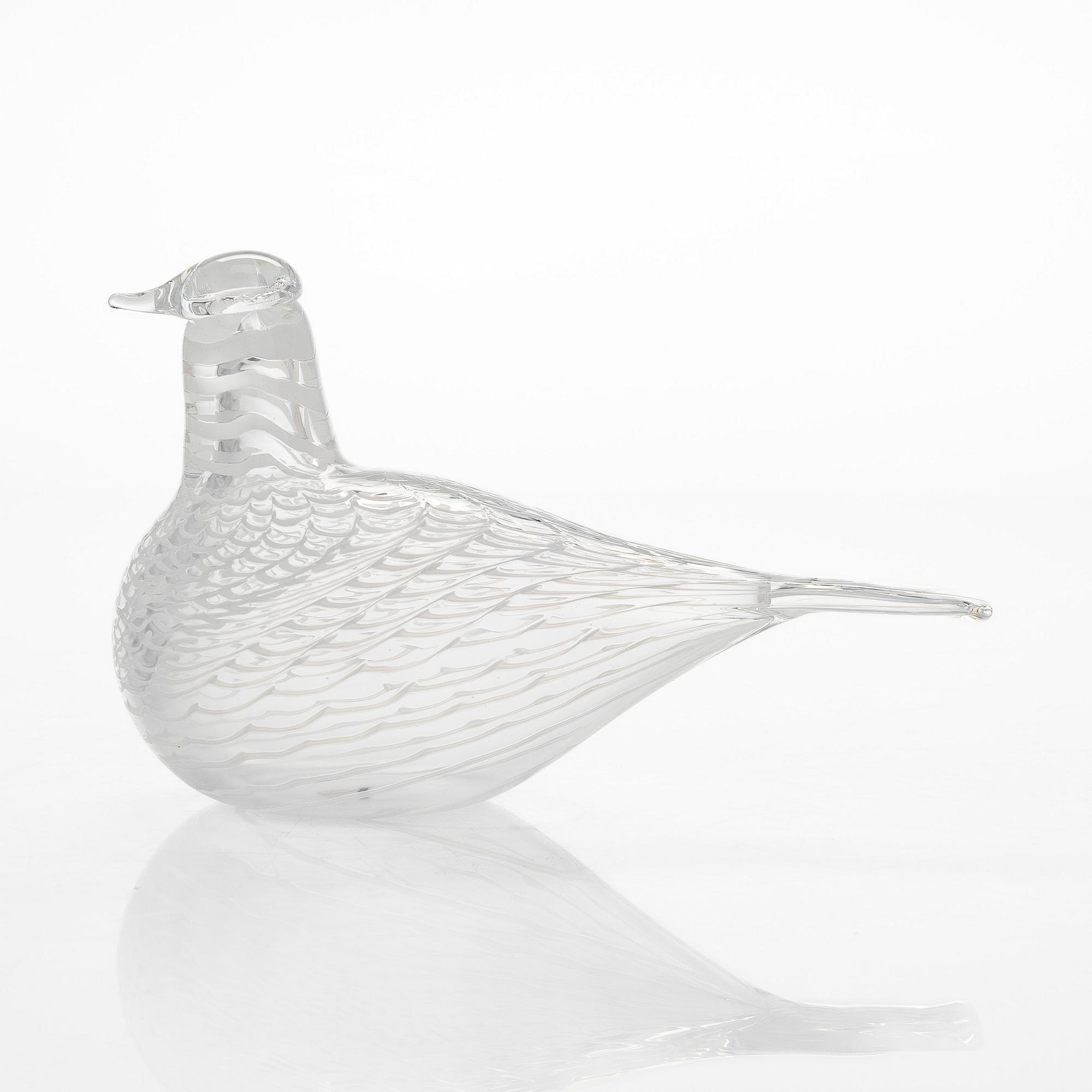 Oiva Toikka, a 'Mediator dove' glass bird, signed O. Toikka Nuutajärvi.