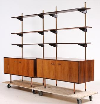 BOKHYLLA, Treman, 1900-talets tredje kvartal, brickmärkt.