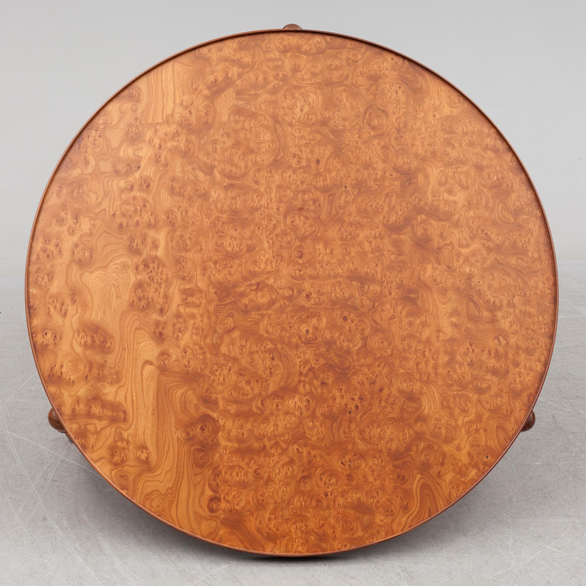 JOSEF FRANK, soffbord, modell 2139,  Firma Svenskt Tenn.