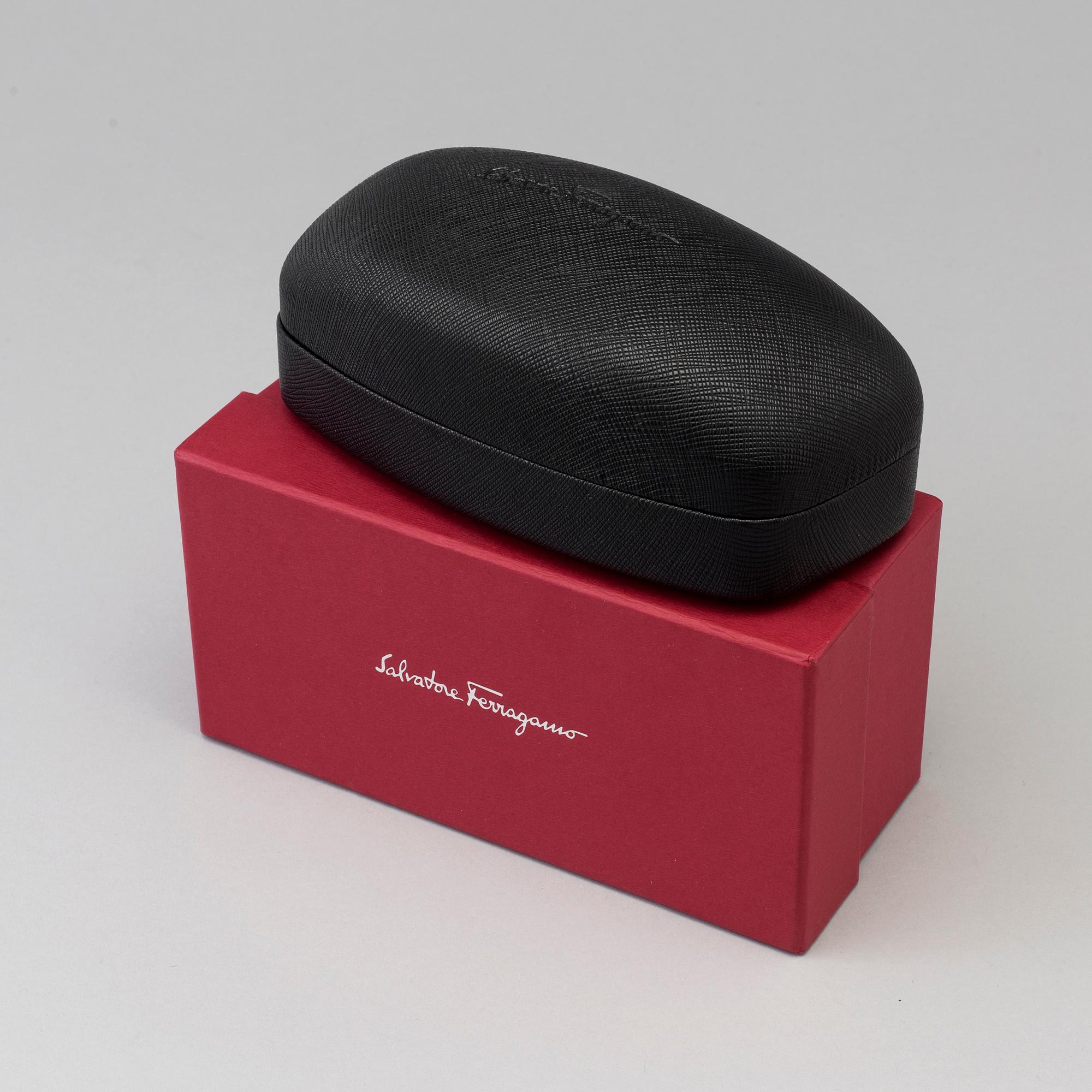 SUNGLASSES, Salvatore Ferragamo.