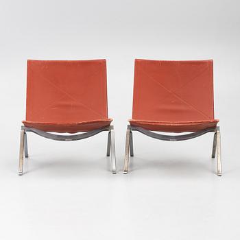 Poul Kjaerholm, Fåtöljer, ett par "PK22", för Fritz Hansen, Danmark 1997.