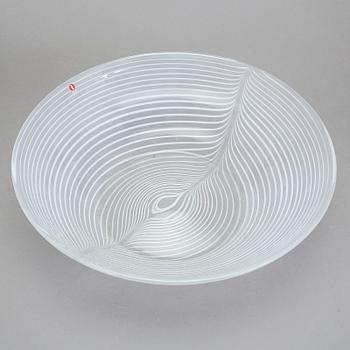 SKÅL, glas, Oiva Toikka, Iittala och Fyrklövern, upplaga om 799 exemplar.