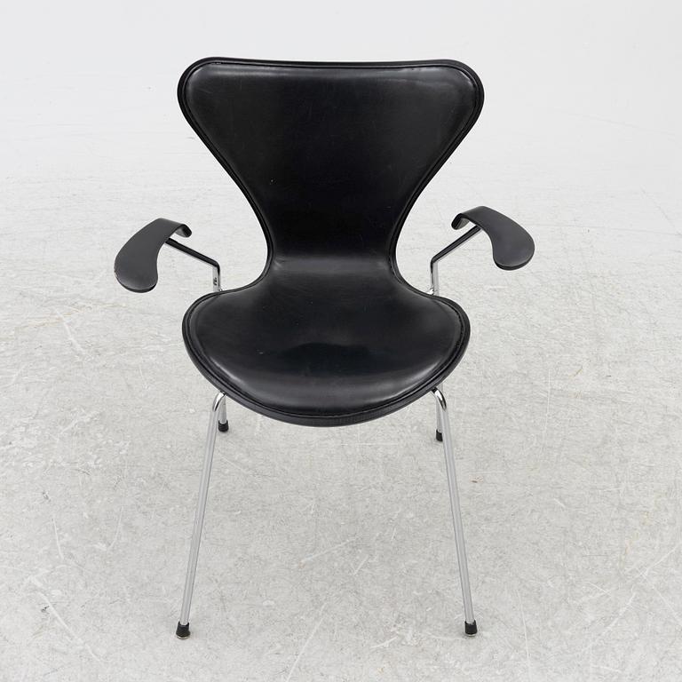 Arne Jacobsen, Armchairs, 4 pcs, "The Seven", Fritz Hansen, Denmark, 2006.