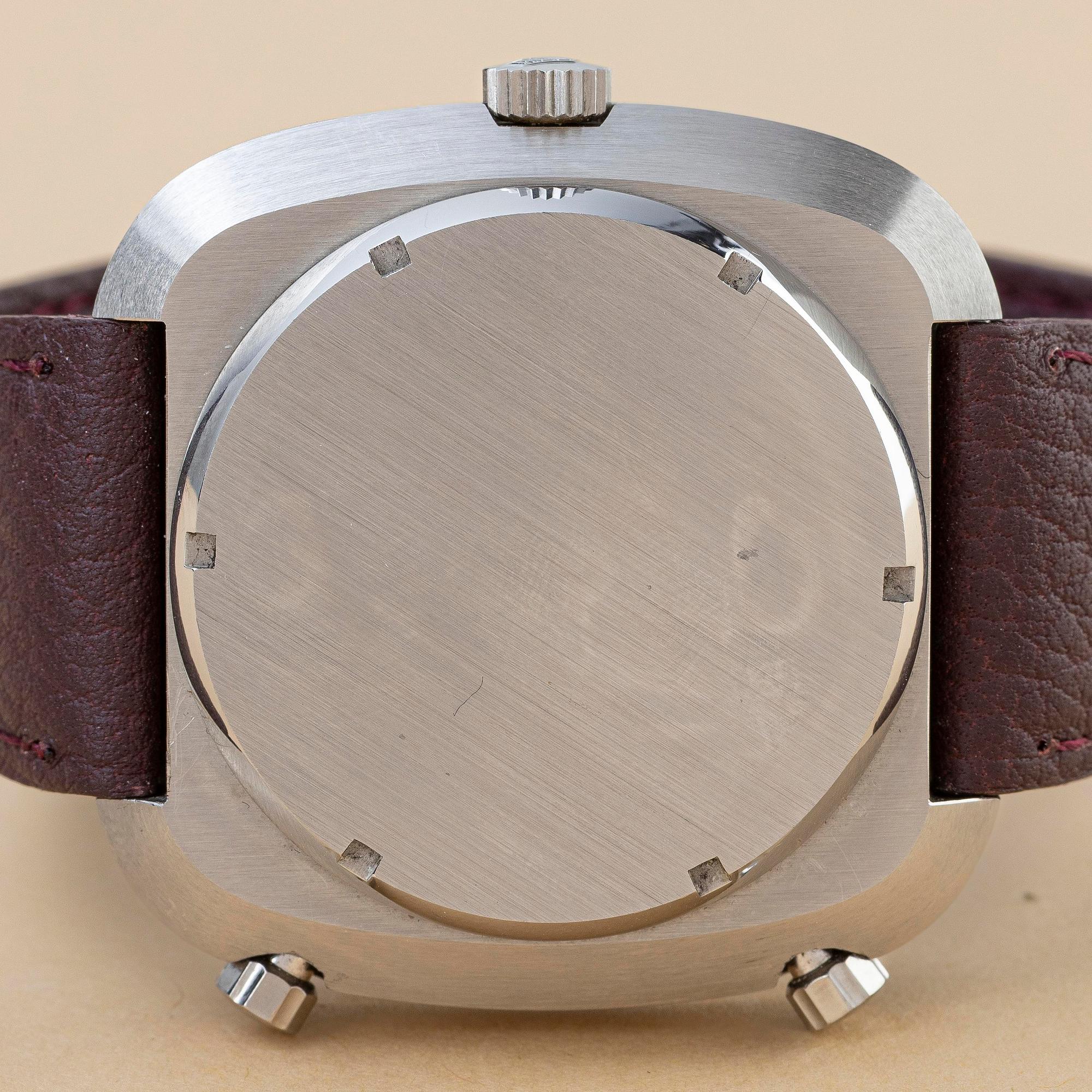 Heuer, Silverstone, "Burgundy", ca 1974.