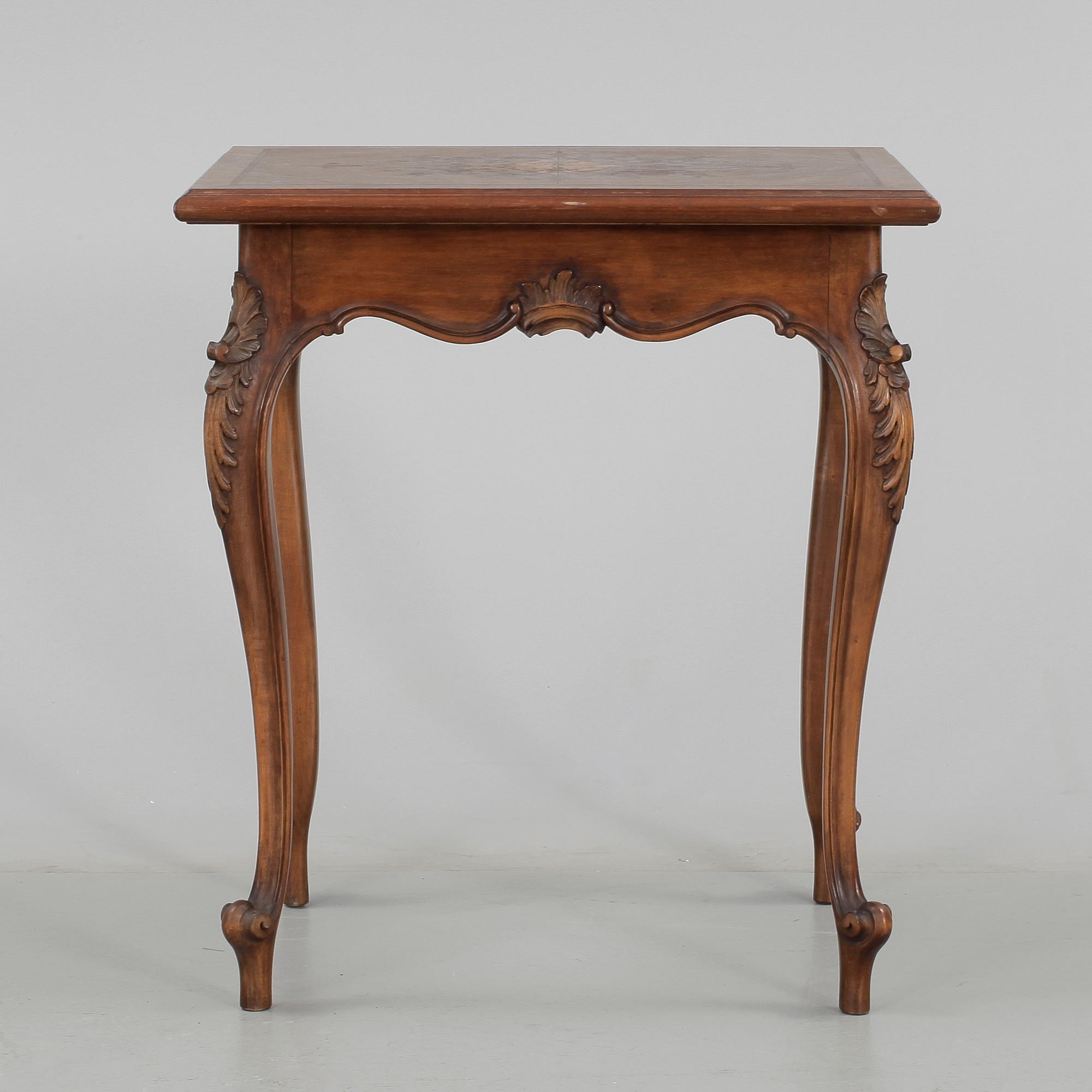 SALONGSBORD, Louis XV-stil, Frankrike, 1900-talets slut.