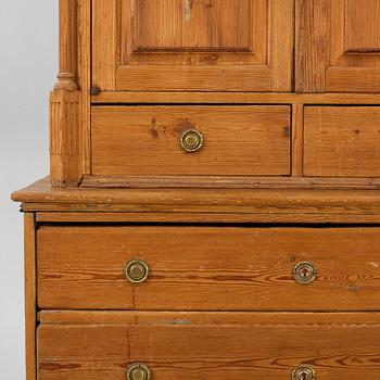 Cabinet, 18th century.