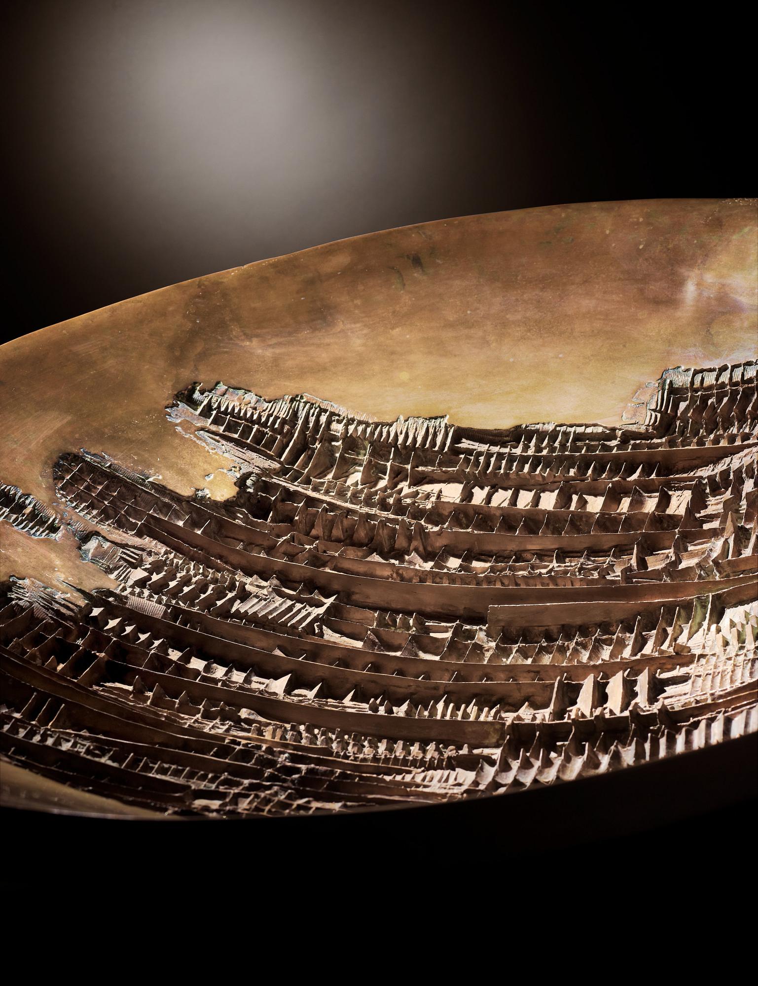 Arnaldo Pomodoro, "Radar No 2".
