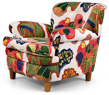 484. A Josef Frank easy chair, model nr 336 by Svenskt Tenn.