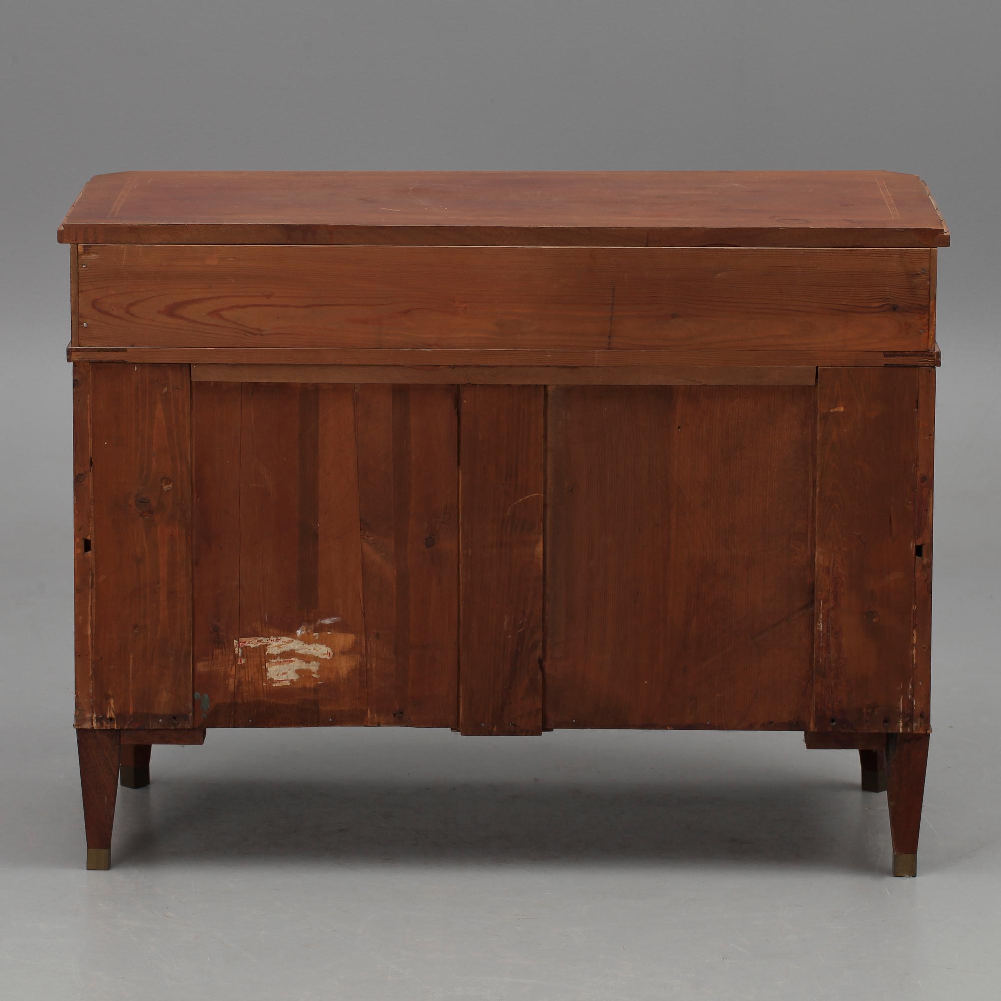 BYRÅ, gustaviansk stil, 1800-tal.