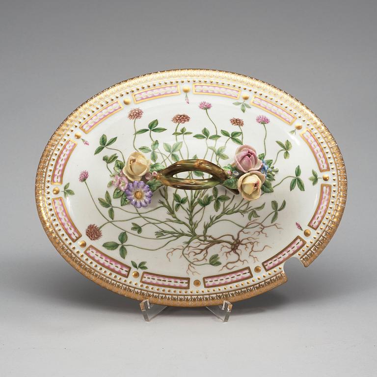 A Royal Copenhagen 'Flora Danica' soup tureen with cover and stand, Denmark, 20th Century.