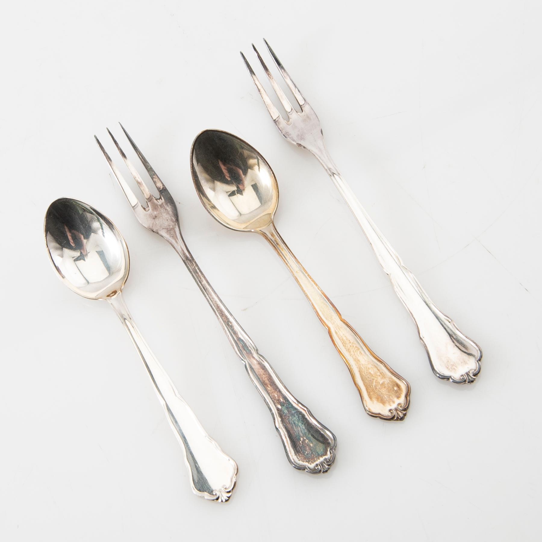 Cutlery 18 dlr silver CG Hallberg/Goldsmith House Stockholm 1950s - 60s.