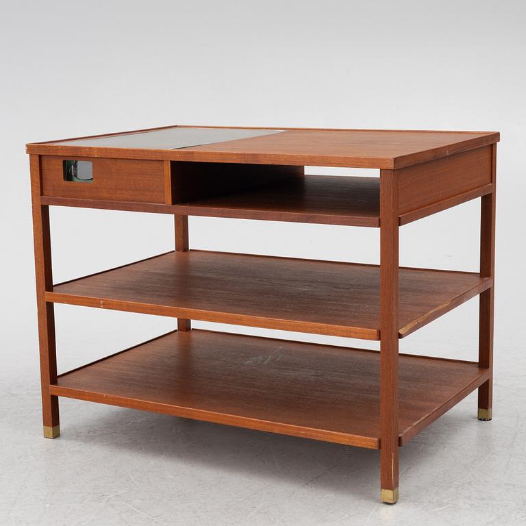 Josef Frank, serveringsvagn, modell 2177, Firma Svenskt Tenn.