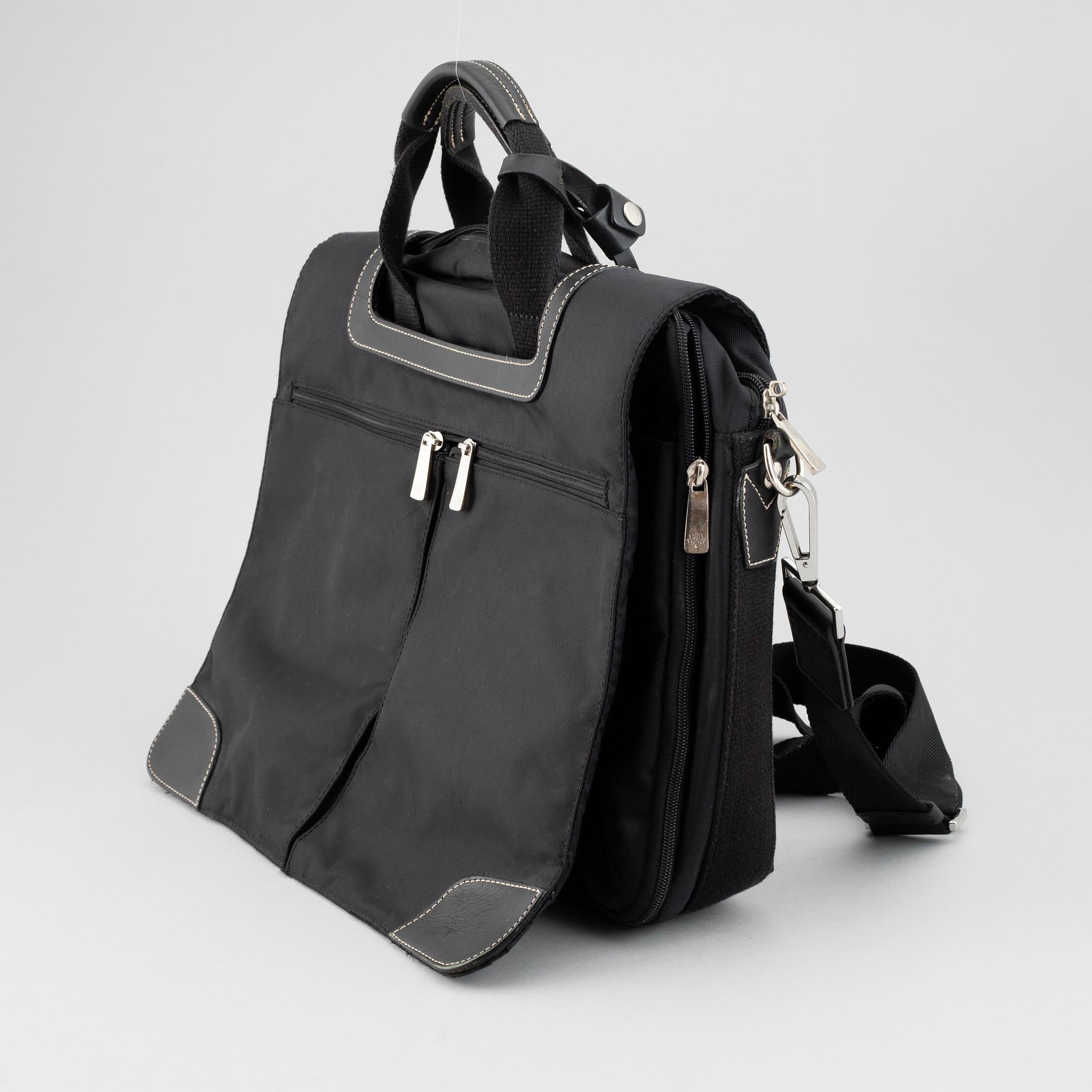 MULBERRY, a set of three bags.